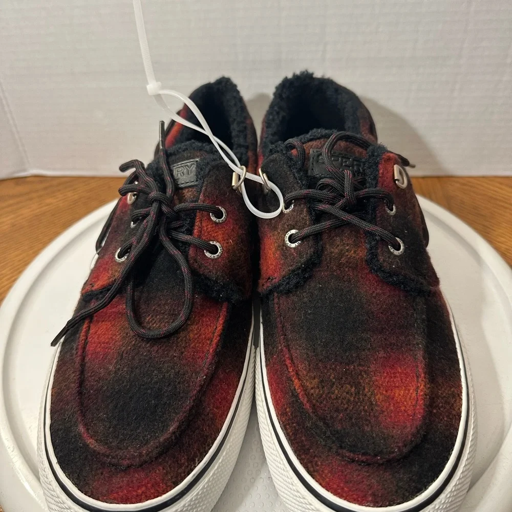 Sperry brand new